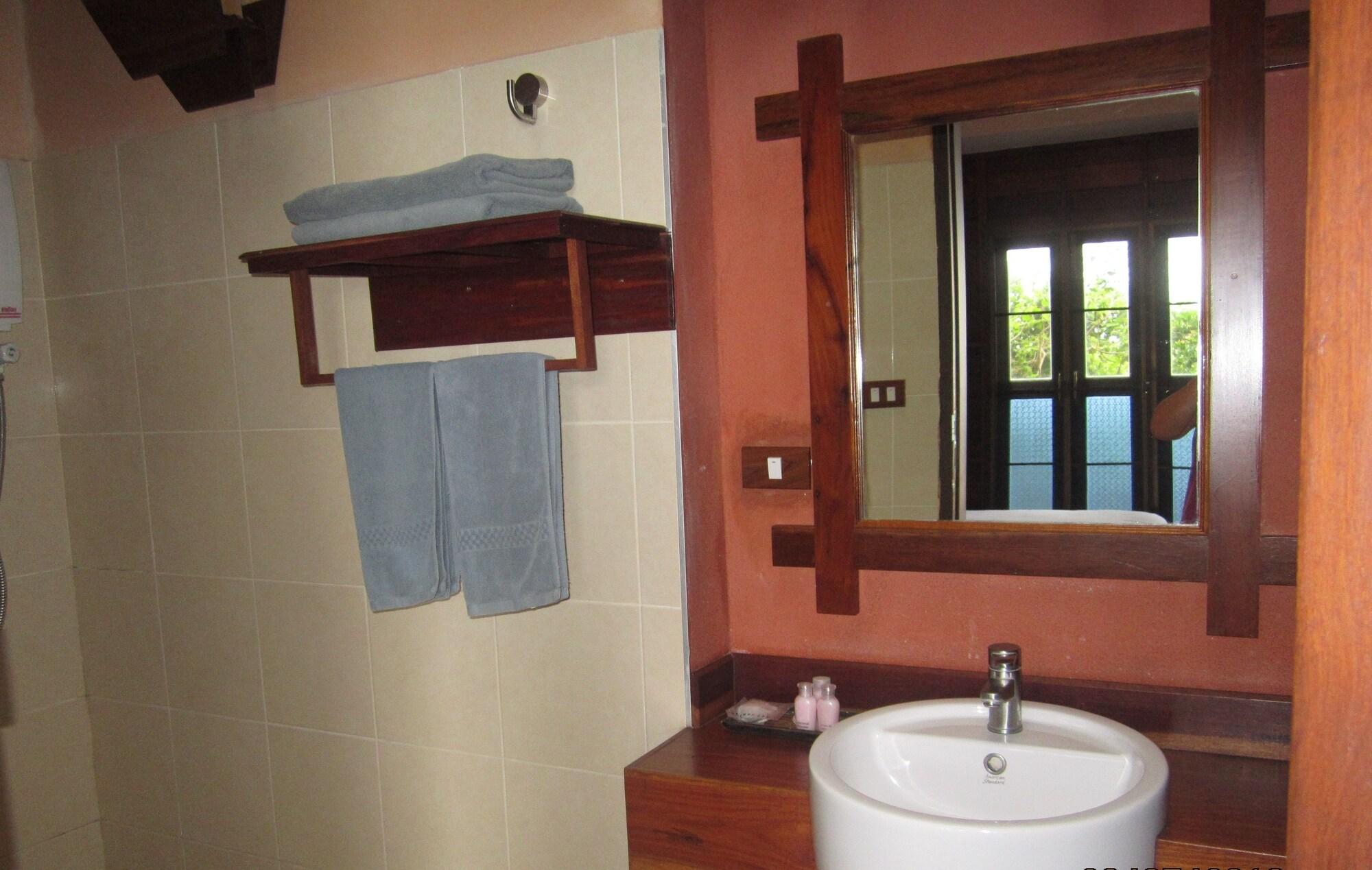 Kata Hiview Resort Karon Kültér fotó