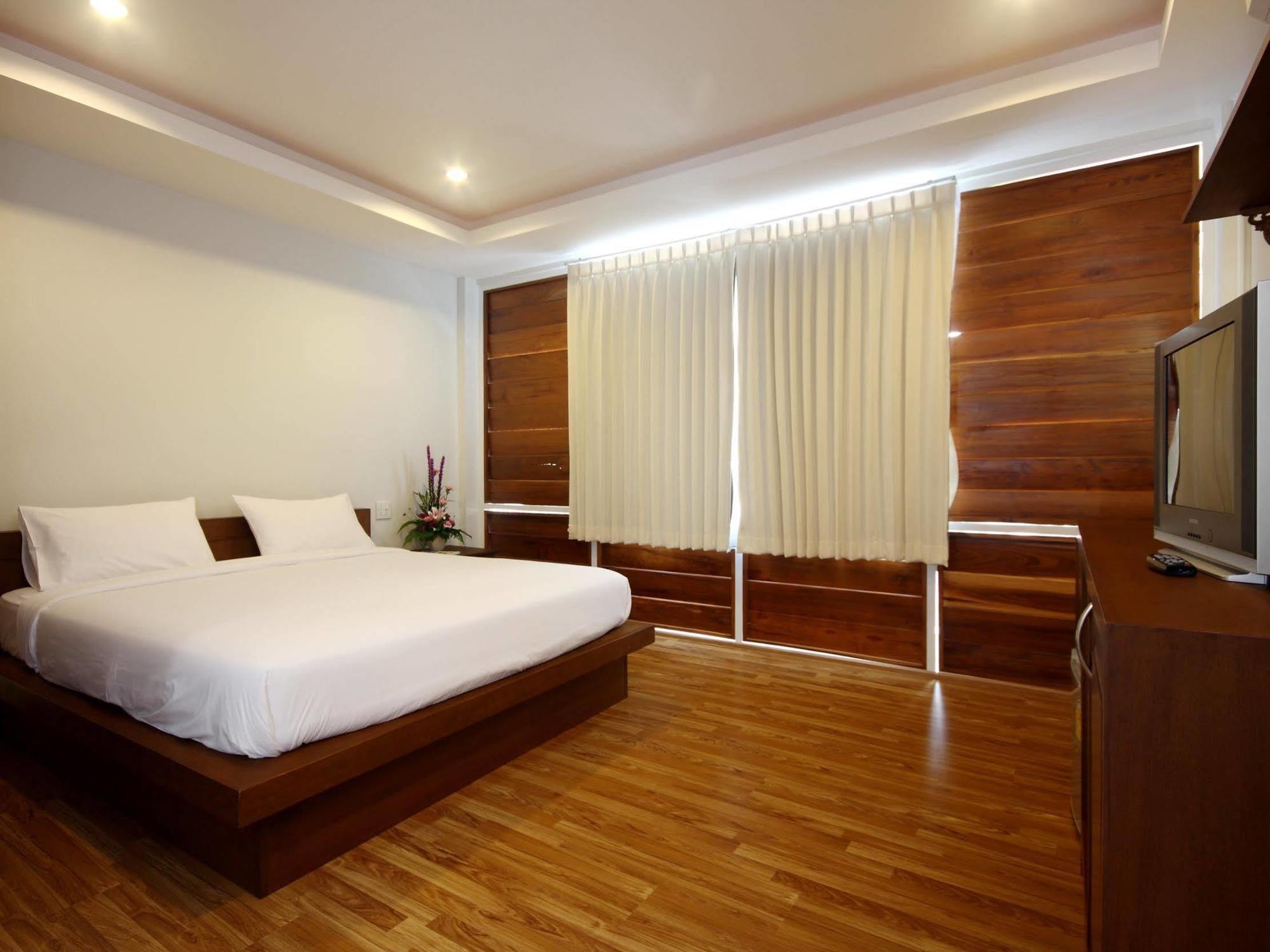Kata Hiview Resort Karon Kültér fotó